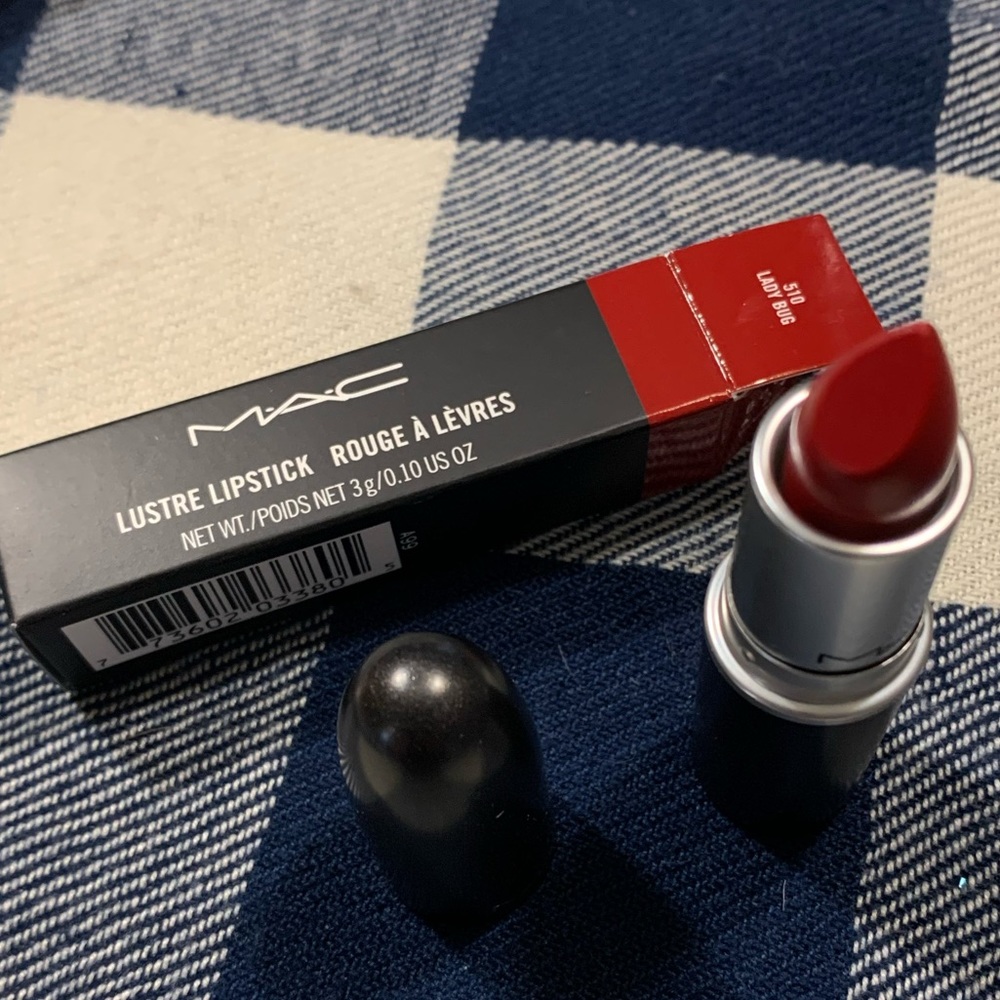 MAC lustre lipstick in lady bug